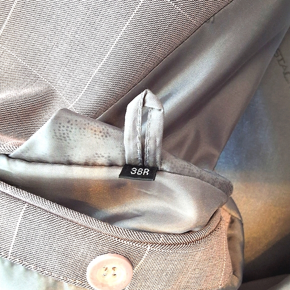 STACY Adams, 38R, Blazer, Subtle Plaid Blazer - Picture 6 of 11